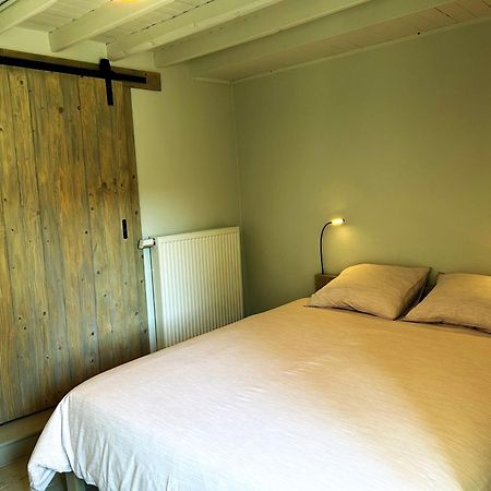 B&B Le Nid D'Hirondelle ホッファライズ エクステリア 写真