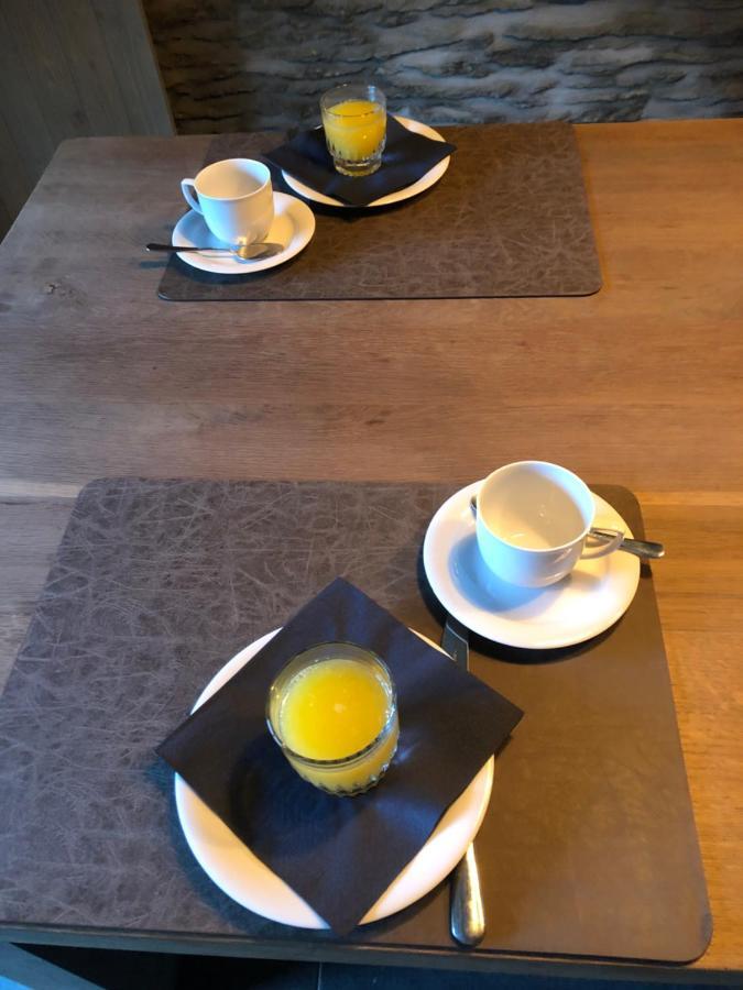 B&B Le Nid D'Hirondelle ホッファライズ エクステリア 写真